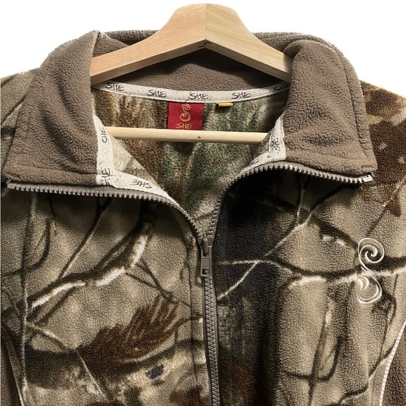 Camo Fleece - Picture 2 of 4